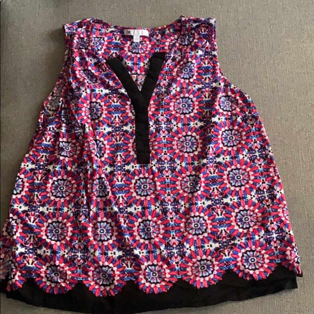 Lightly worn sleeveless top